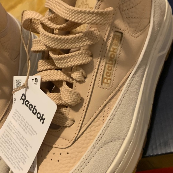 Reebok size 10, color beige - Picture 6 of 6